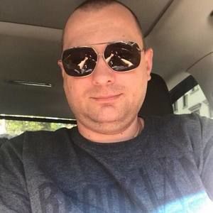 Meet your Posher, Ihor